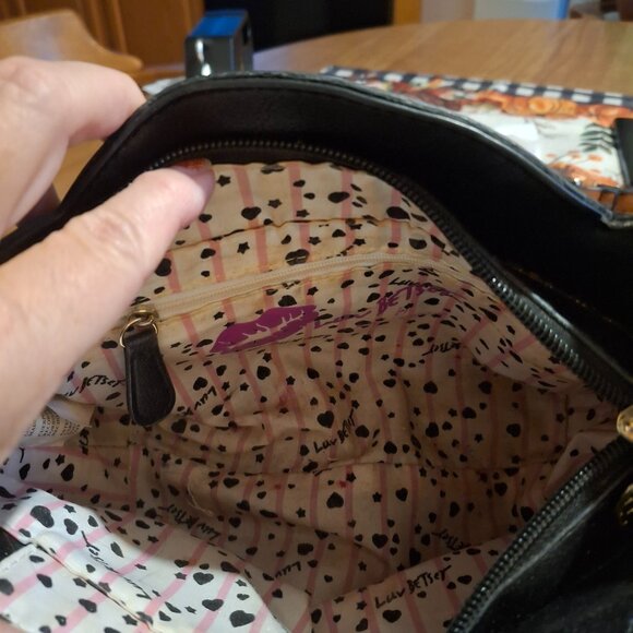 Betsey Johnson Mini Cat Crossbody Purse - Picture 4 of 6